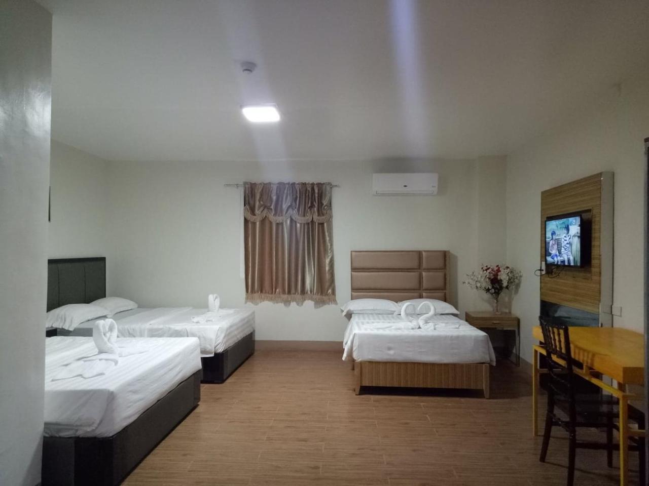 Meaco Royal Hotel - Batangas City Exteriör bild