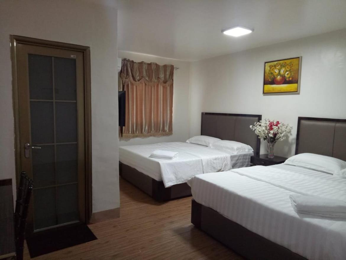 Meaco Royal Hotel - Batangas City Exteriör bild